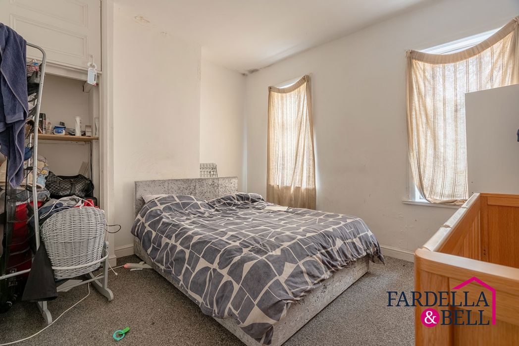 Property image 12 of 14