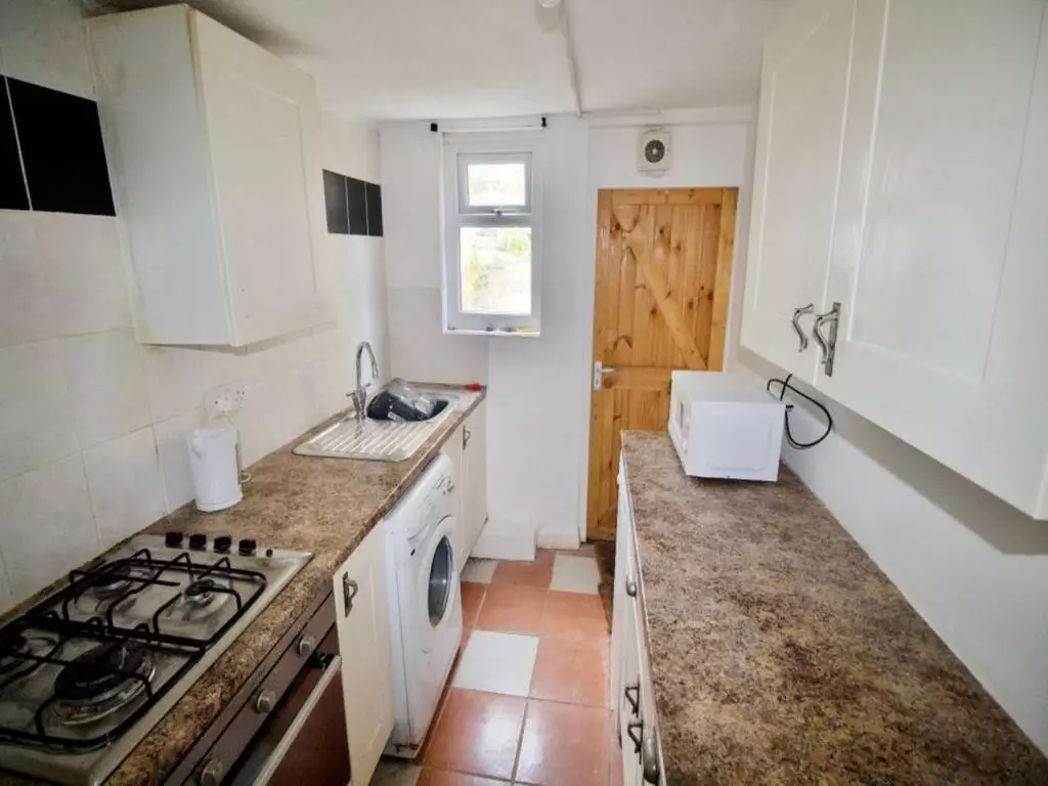 Property image 3 of 6