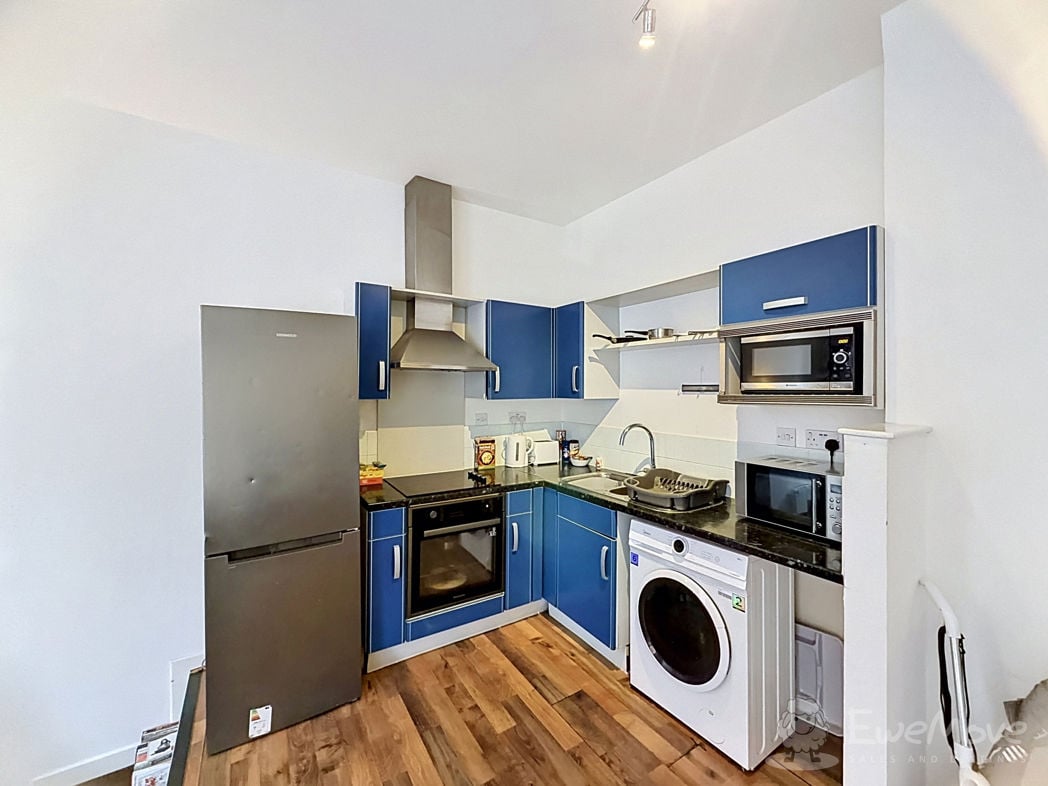 Property image 6 of 14
