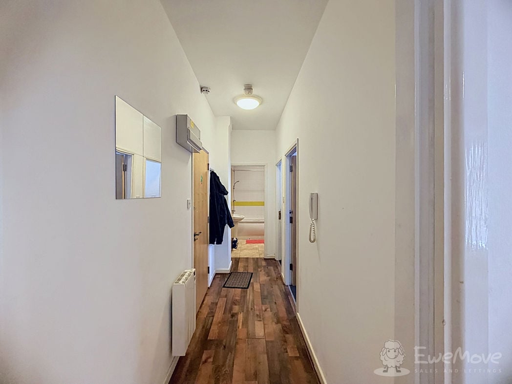 Property image 7 of 14