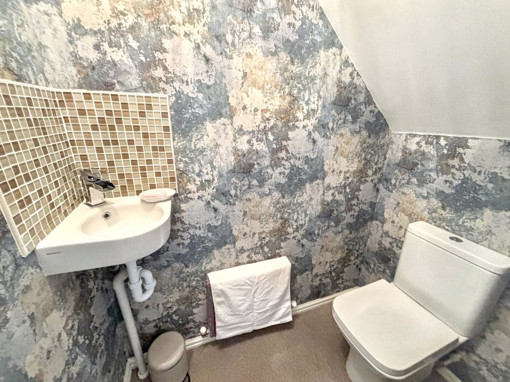 Property image 17 of 29