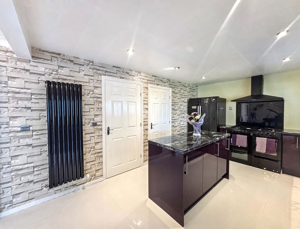 Property image 7 of 29