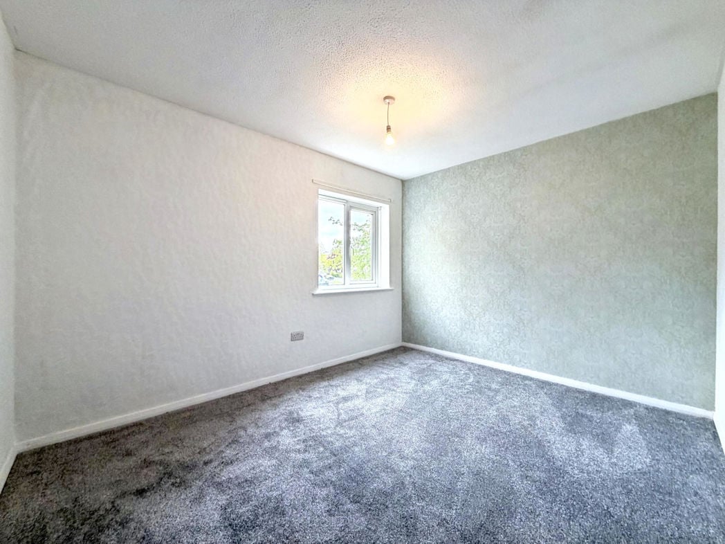 Property image 6 of 9