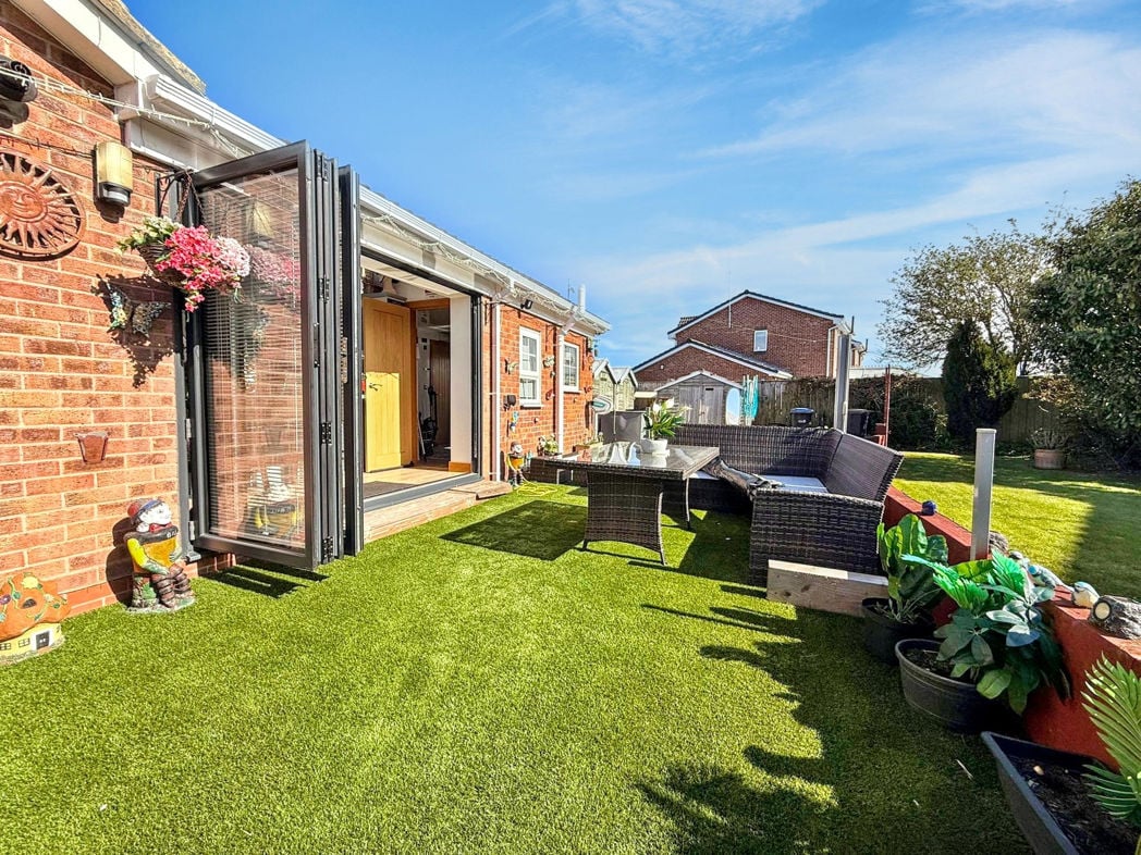 Property image 24 of 27