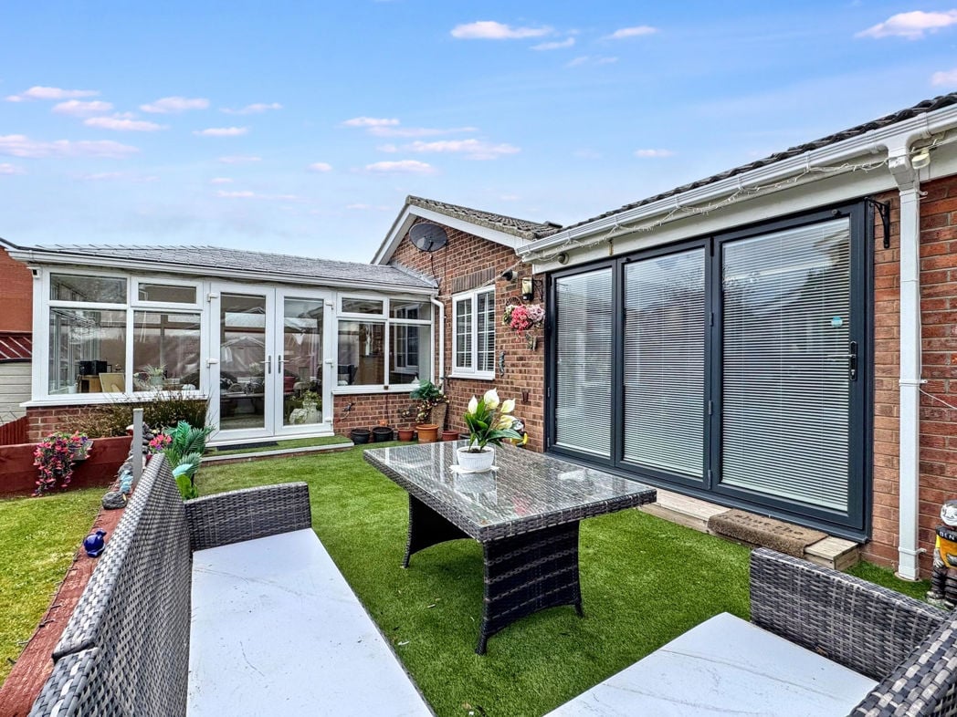 Property image 25 of 27