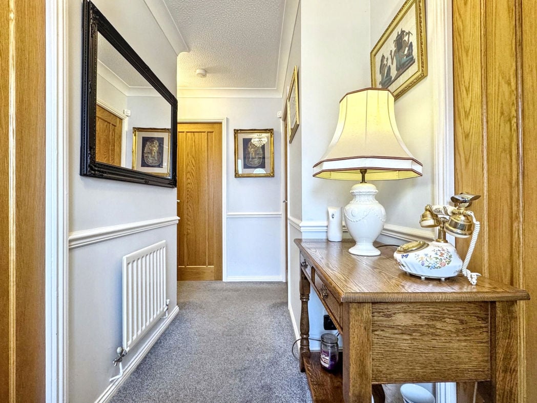Property image 2 of 27