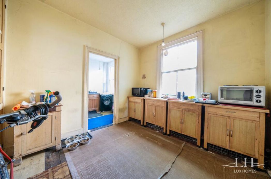Property image 5 of 20