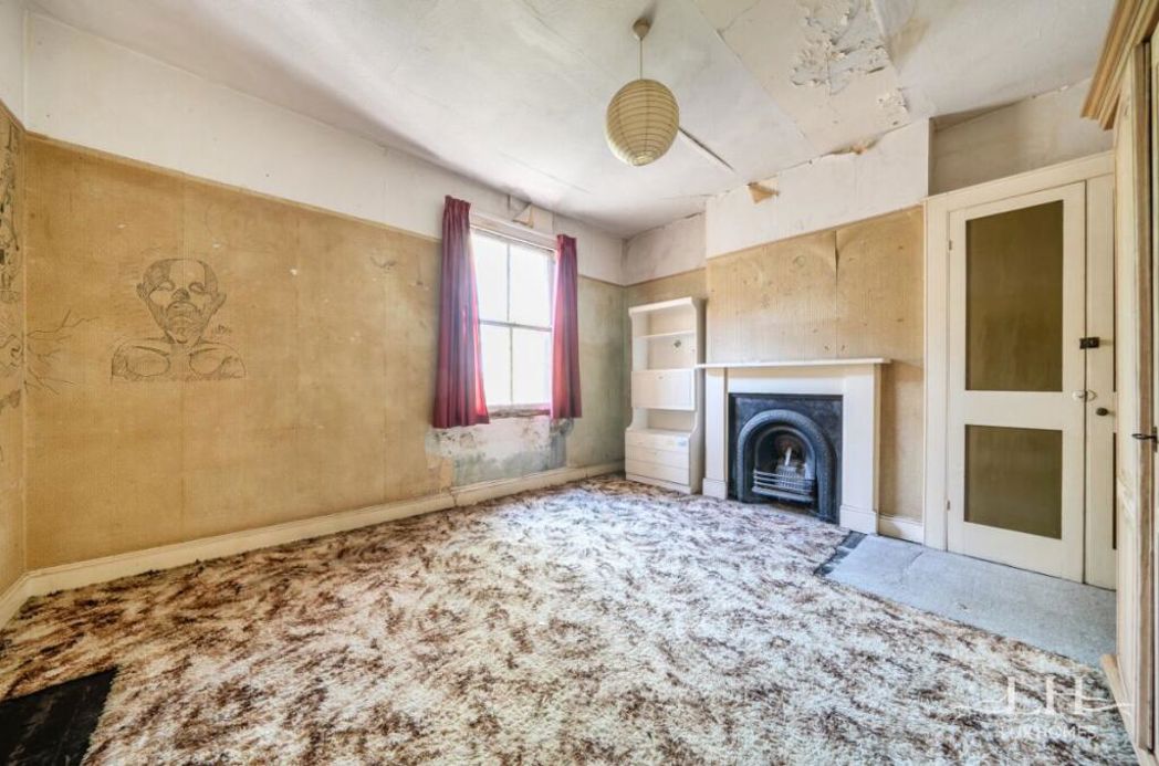 Property image 10 of 20