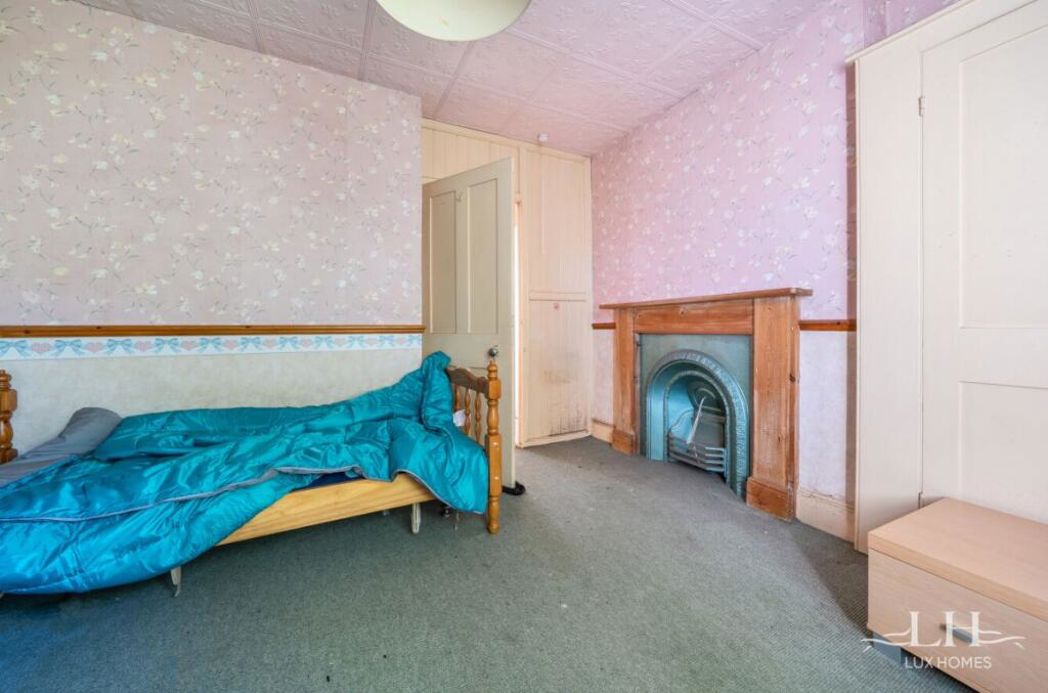 Property image 15 of 20