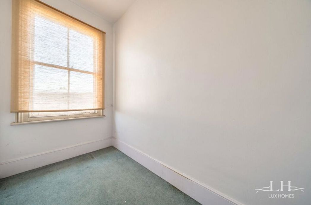 Property image 17 of 20