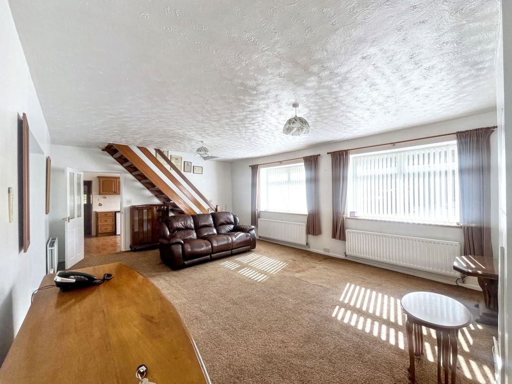 Property image 3 of 16