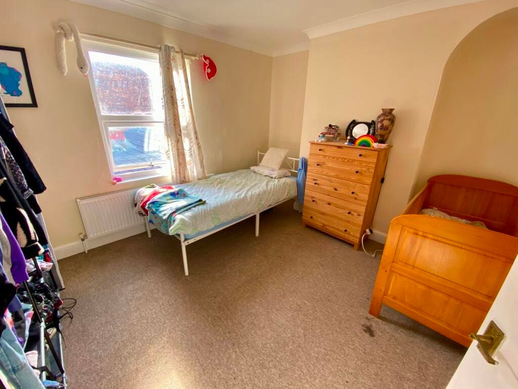 Property image 2 of 12