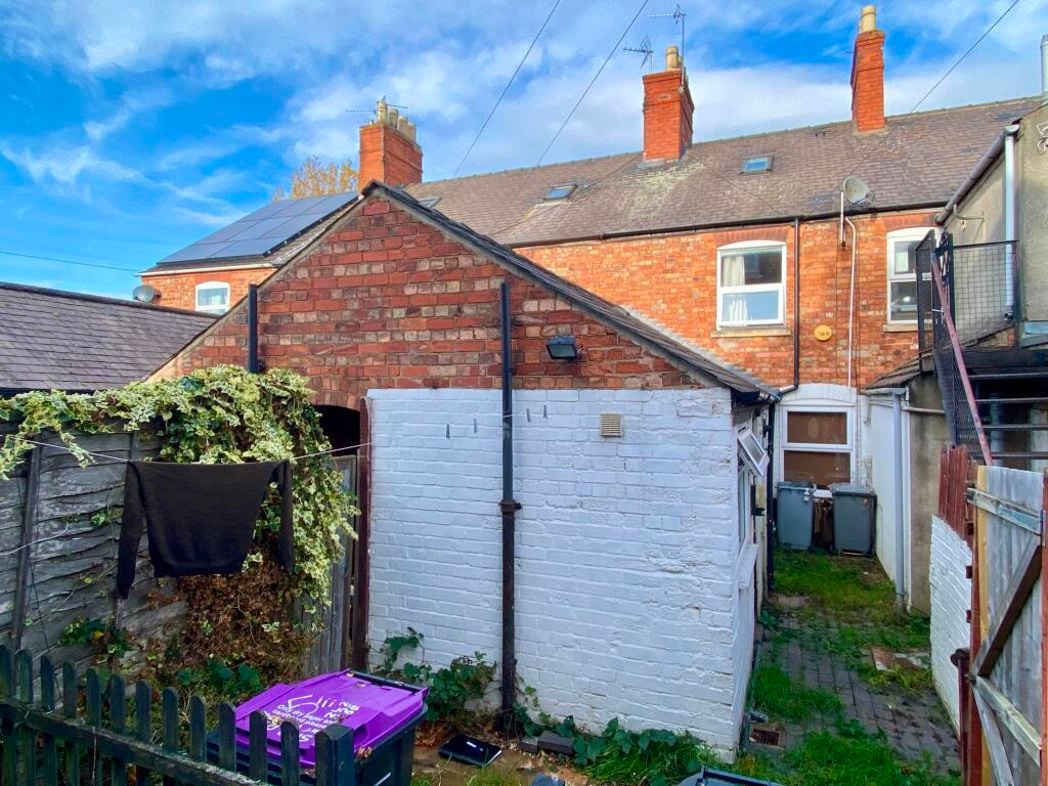 Property image 11 of 12