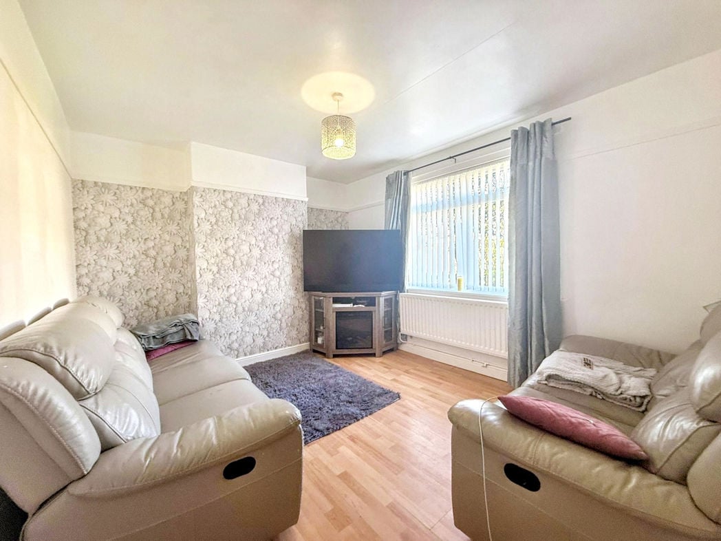 Property image 2 of 16