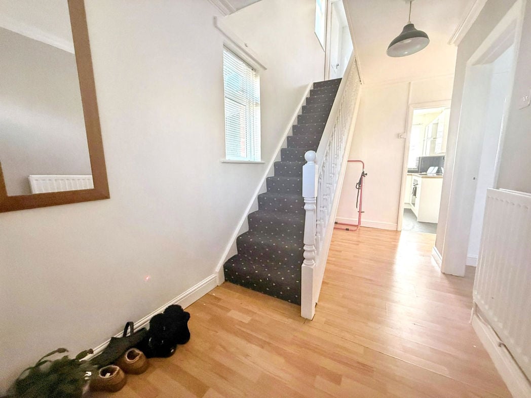 Property image 11 of 16