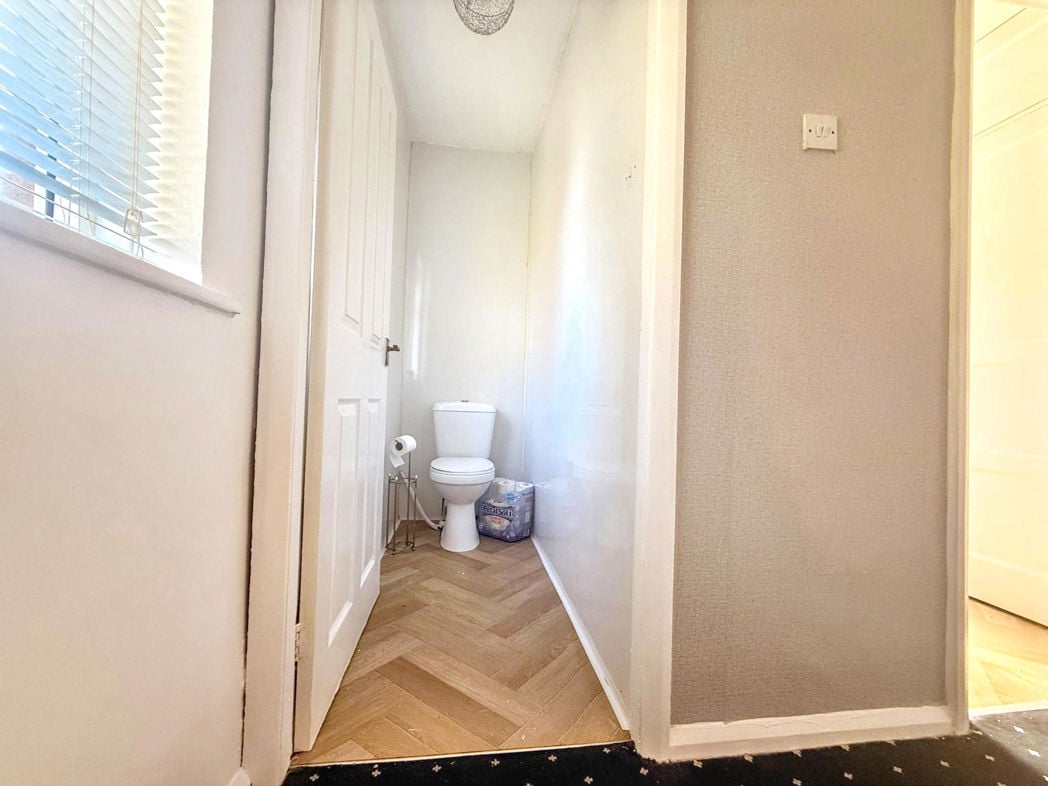 Property image 12 of 16