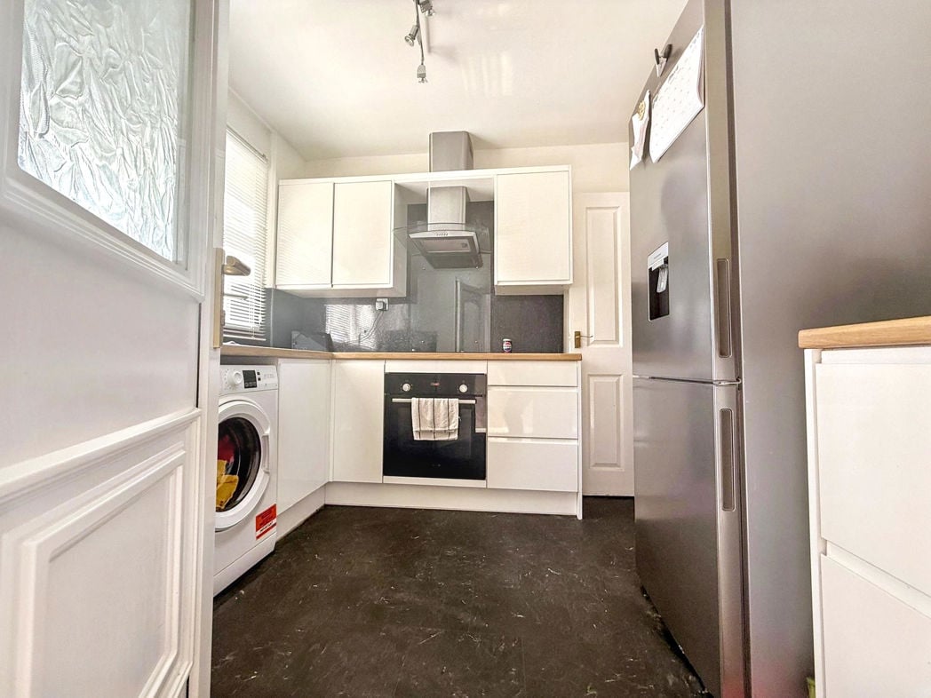 Property image 3 of 16
