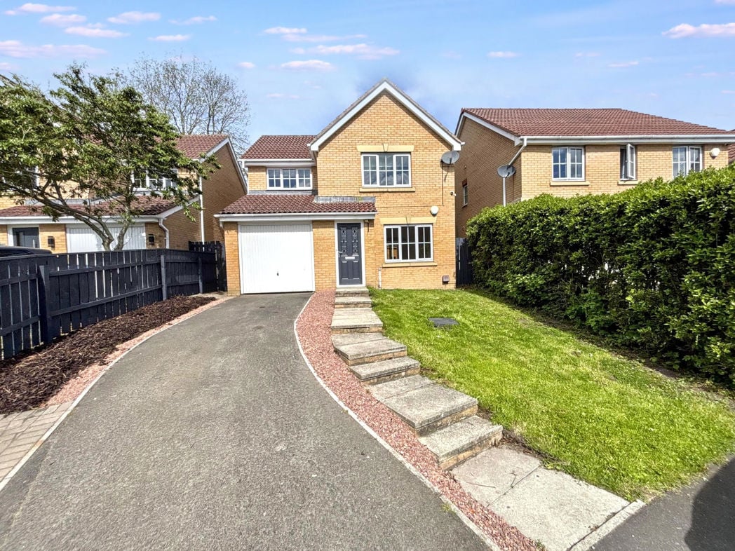 Property image 1 of 21