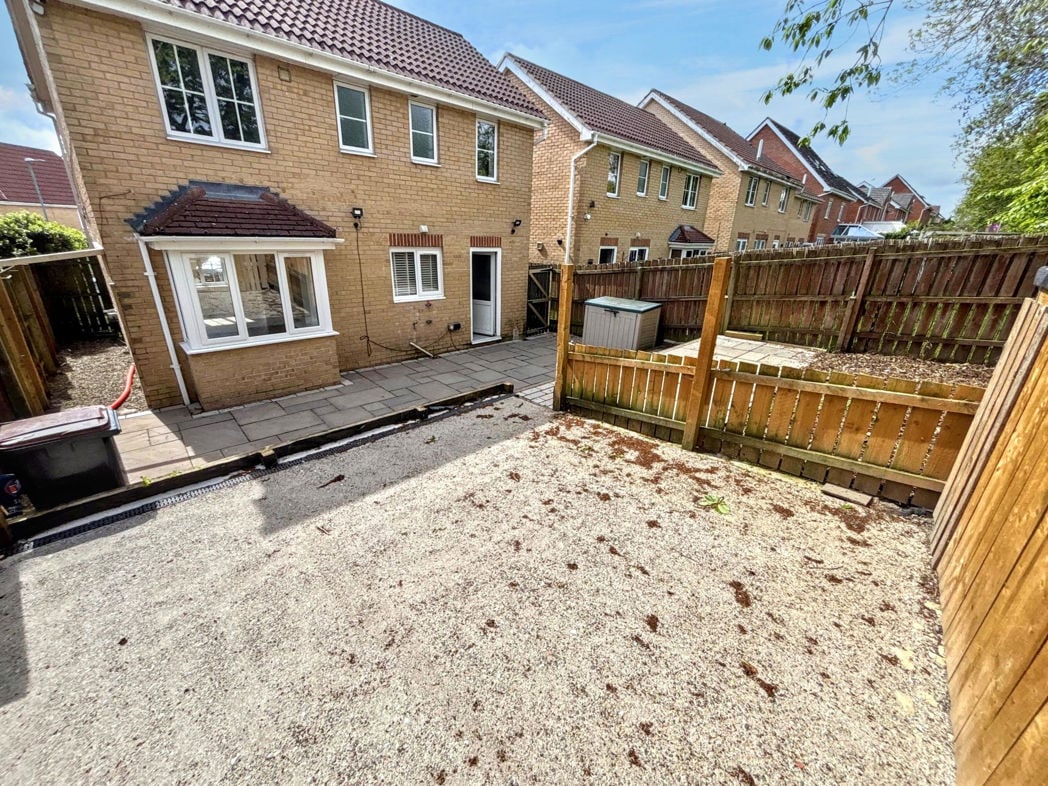 Property image 21 of 21