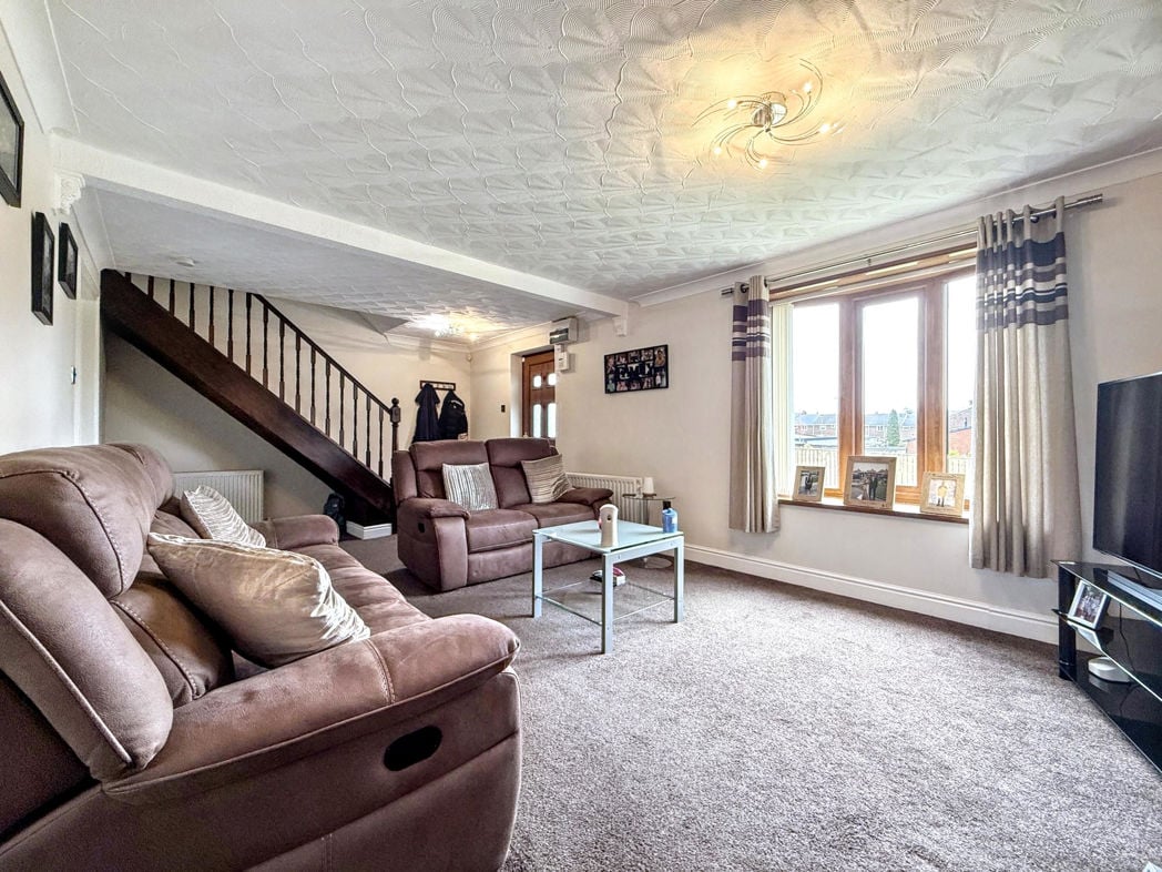 Property image 6 of 24