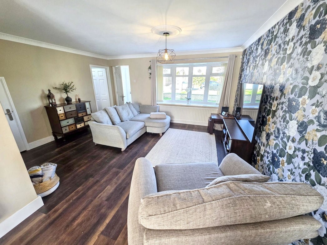 Property image 5 of 24