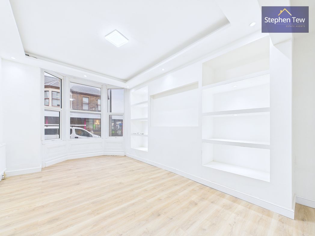 Property image 3 of 18