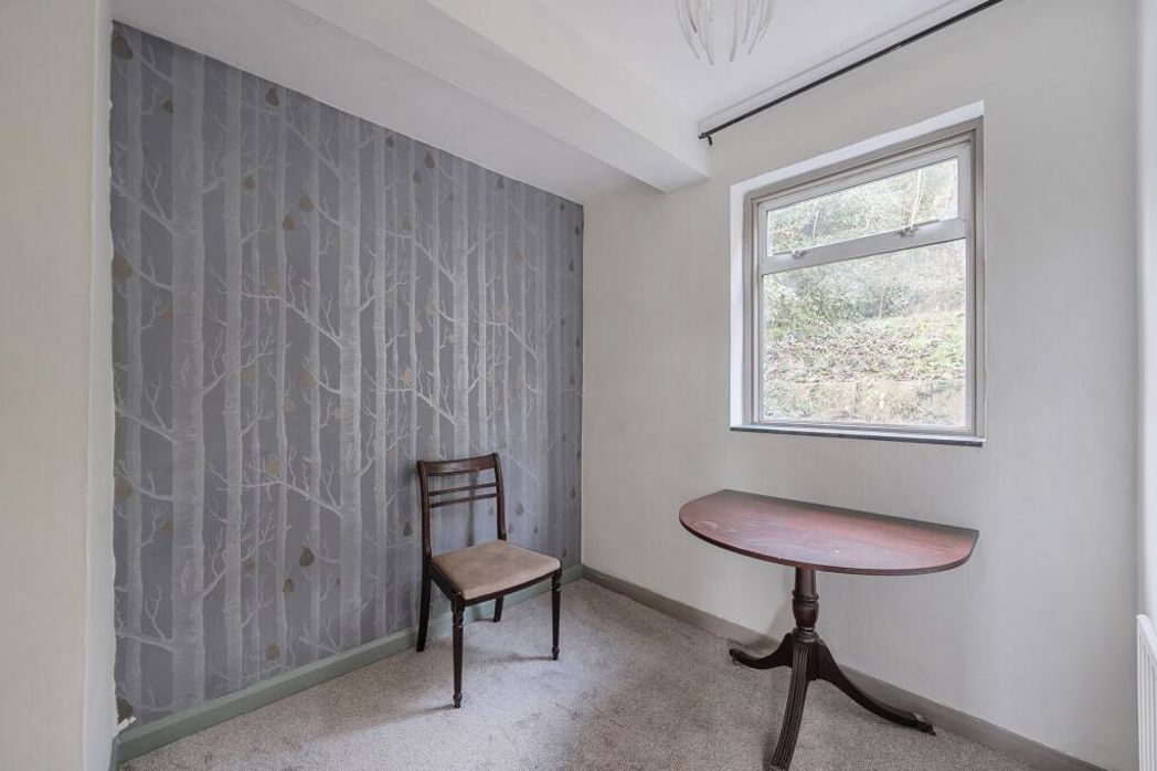 Property image 6 of 22