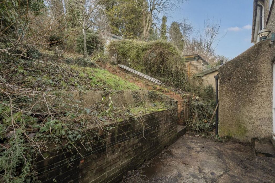 Property image 10 of 22