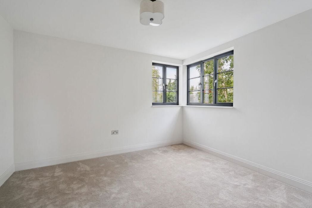 Property image 9 of 20
