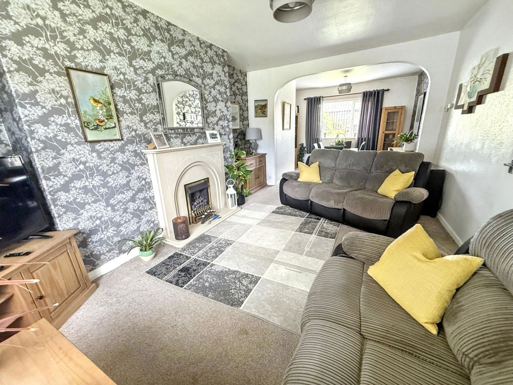 Property image 2 of 14