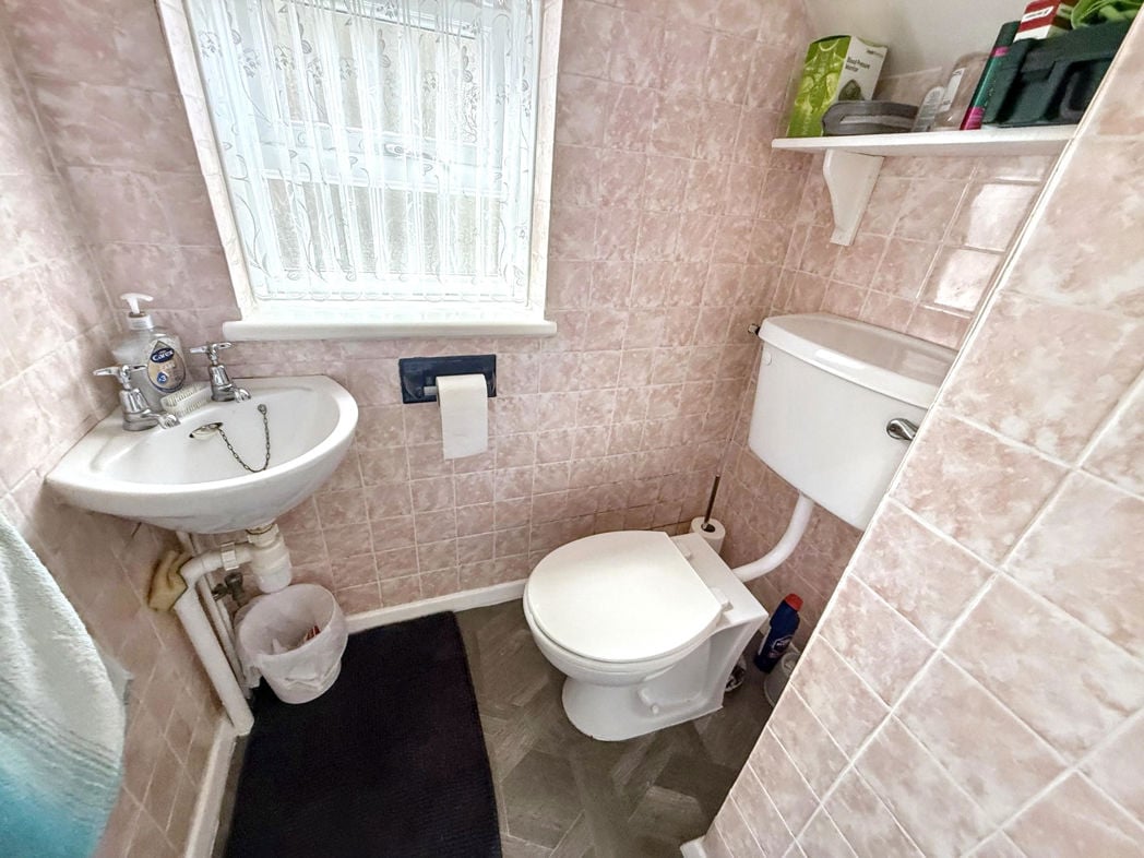 Property image 8 of 14