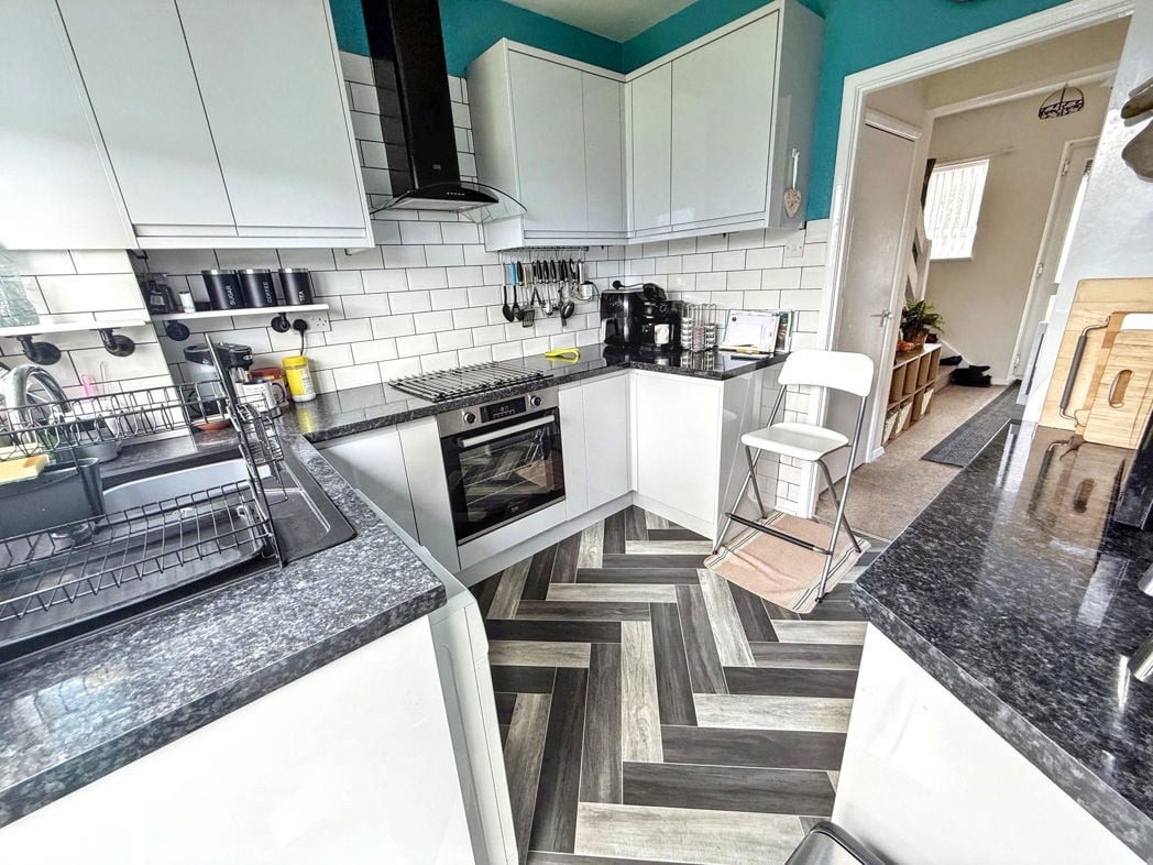 Property image 5 of 14