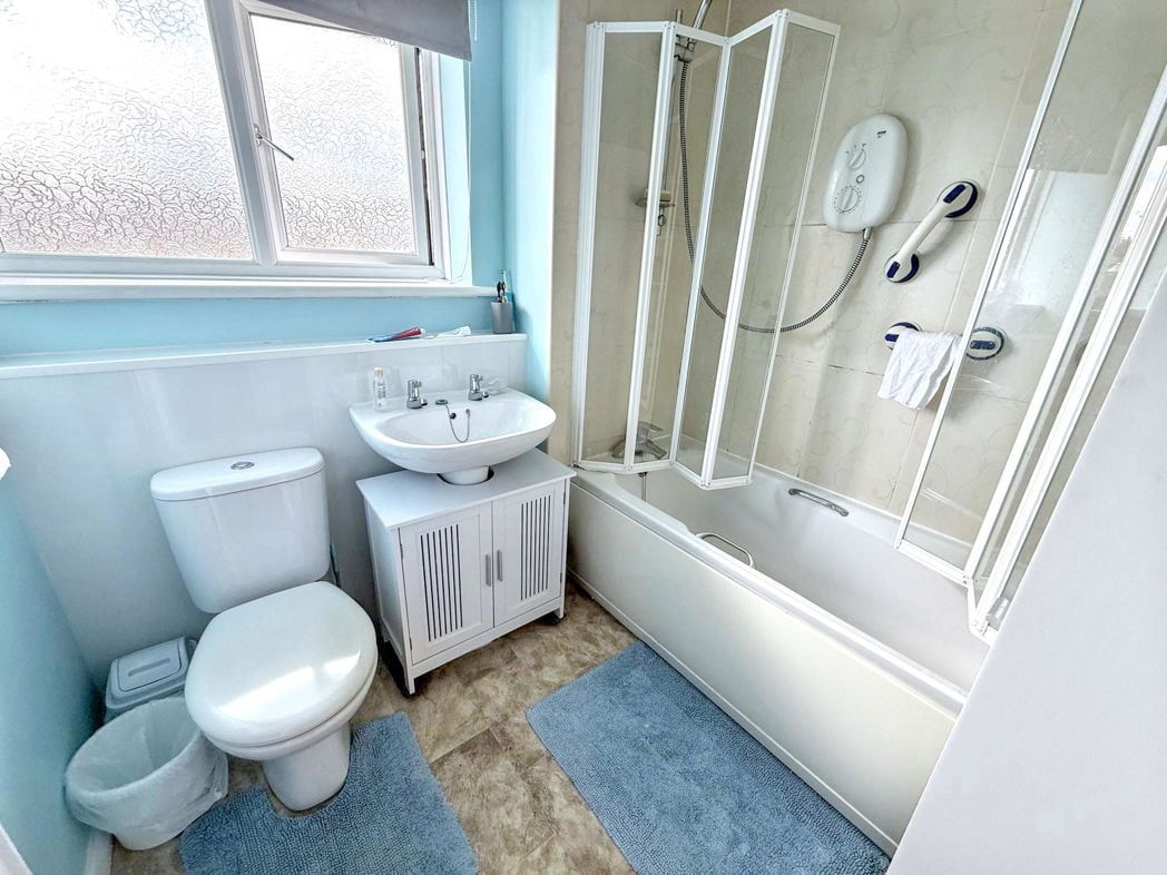 Property image 12 of 14