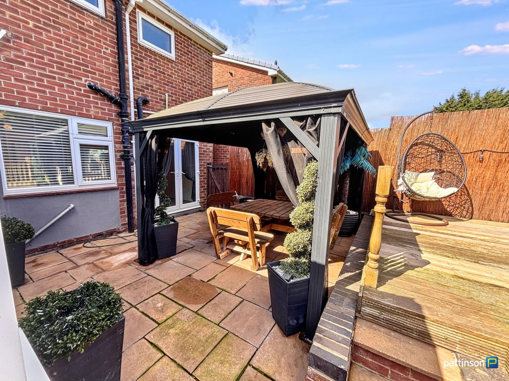 Property image 13 of 24