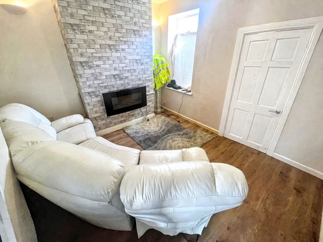 Property image 3 of 7