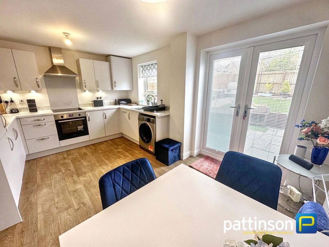 Property image 5 of 13