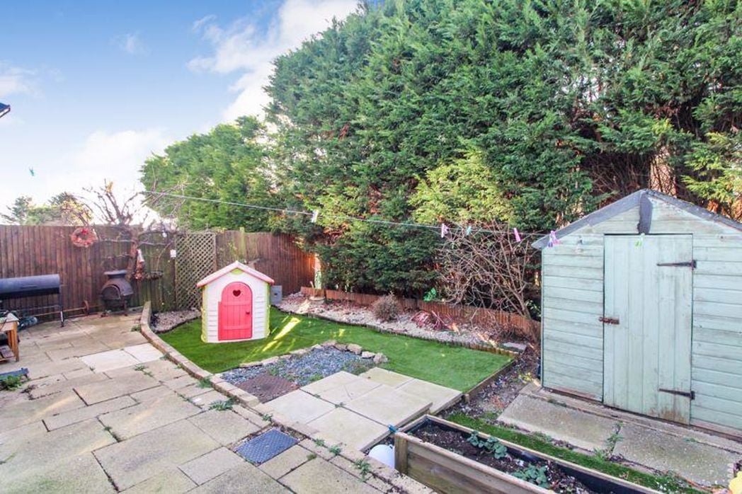 Property image 11 of 12