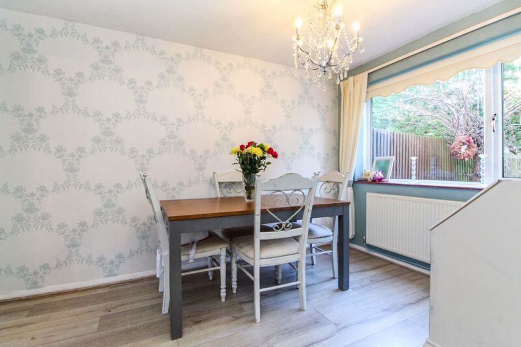 Property image 5 of 12