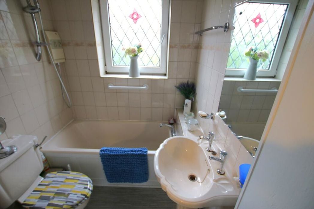 Property image 11 of 16