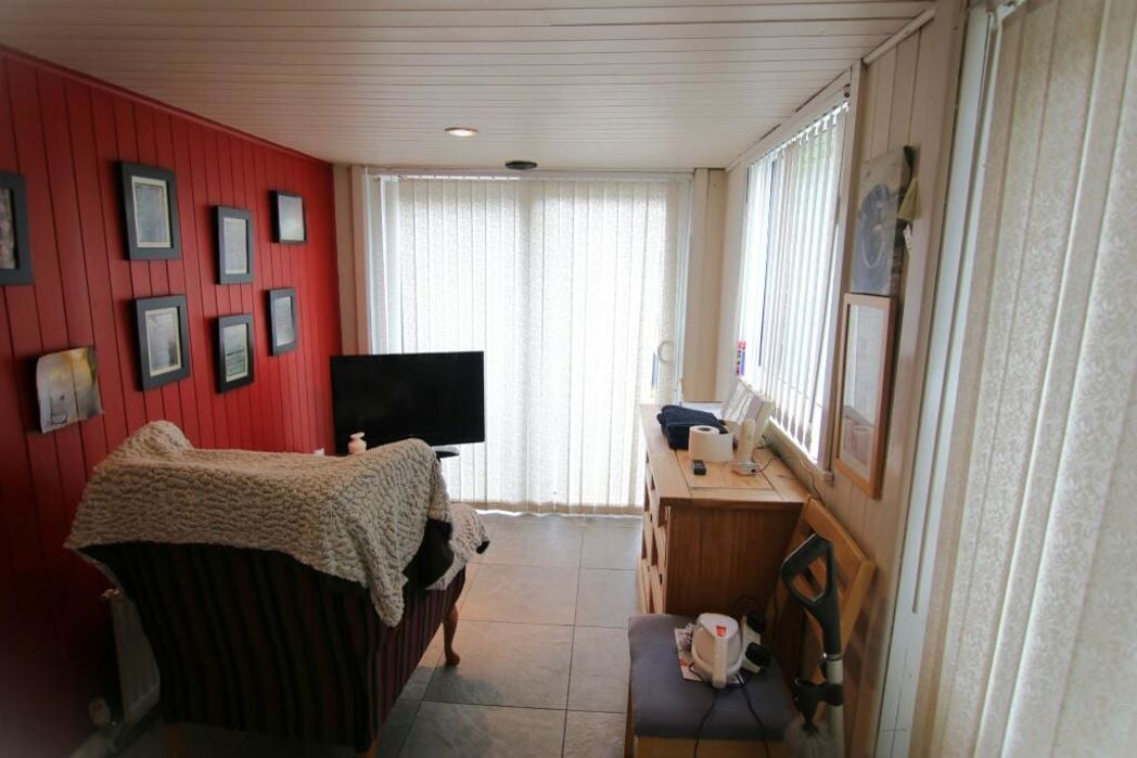 Property image 10 of 16