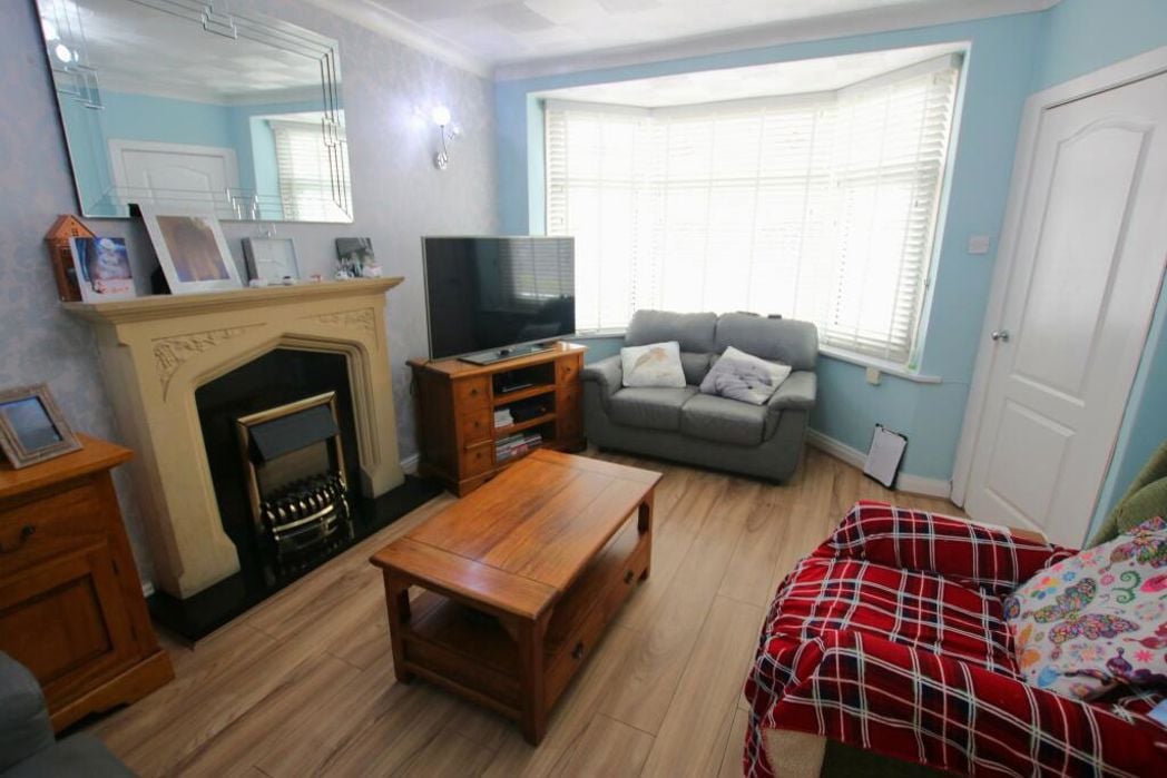 Property image 3 of 16
