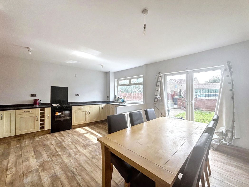 Another Dining Room Image