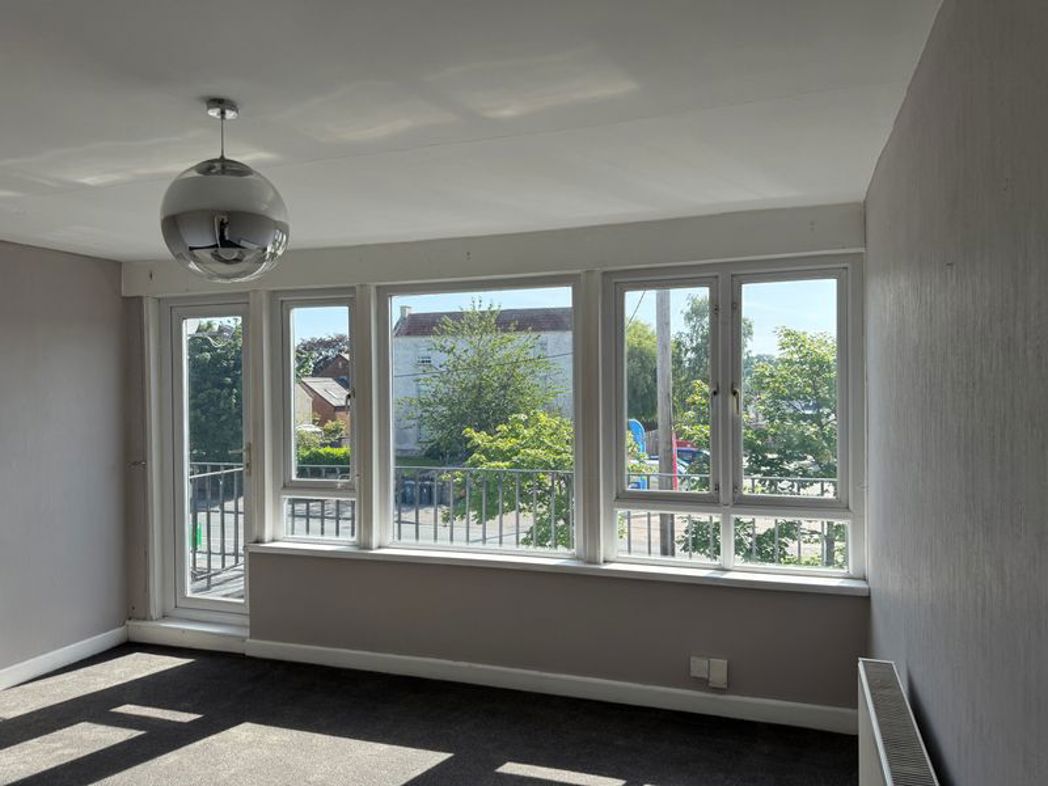 Property image 3 of 16