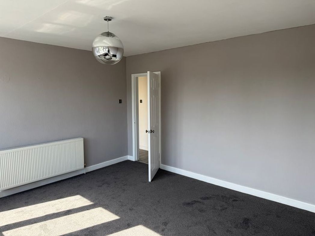Property image 5 of 16