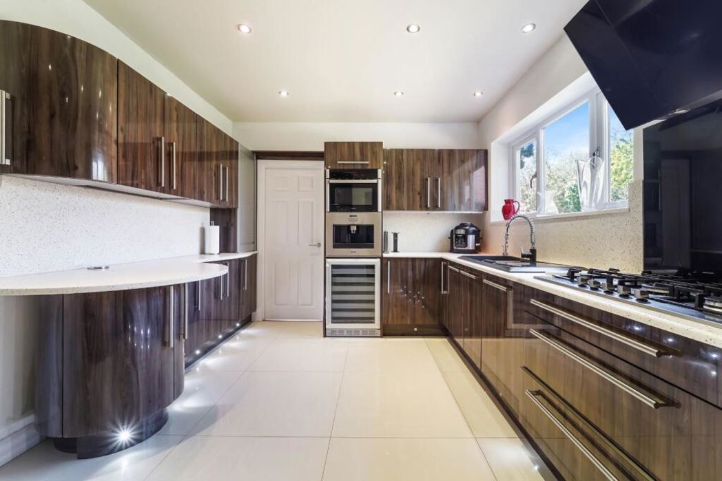 Property image 4 of 20