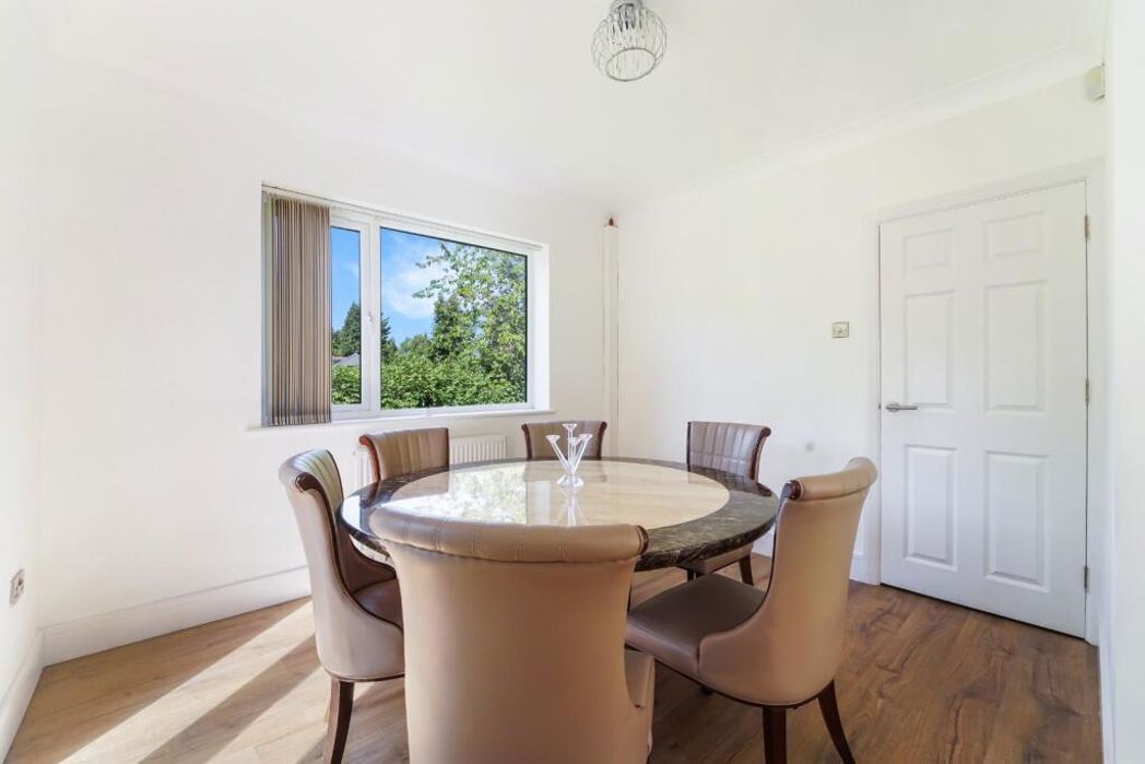 Property image 6 of 20