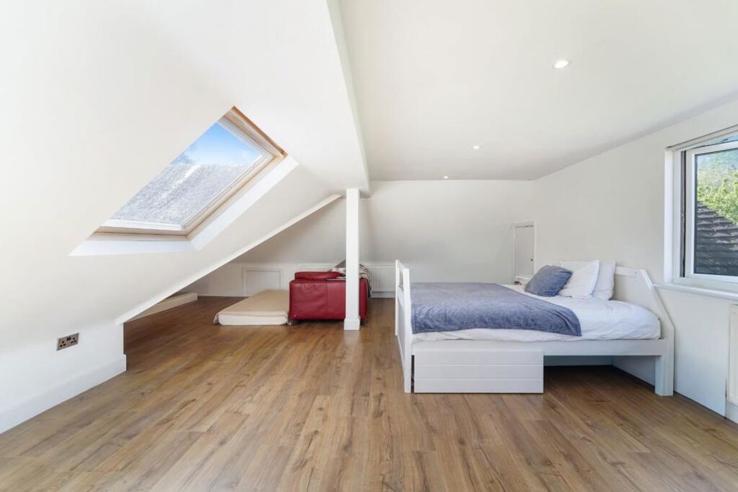 Property image 11 of 20