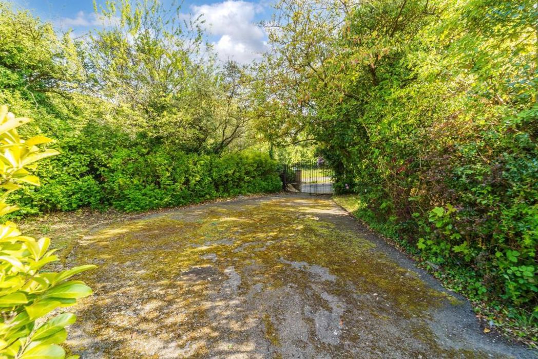 Property image 14 of 20