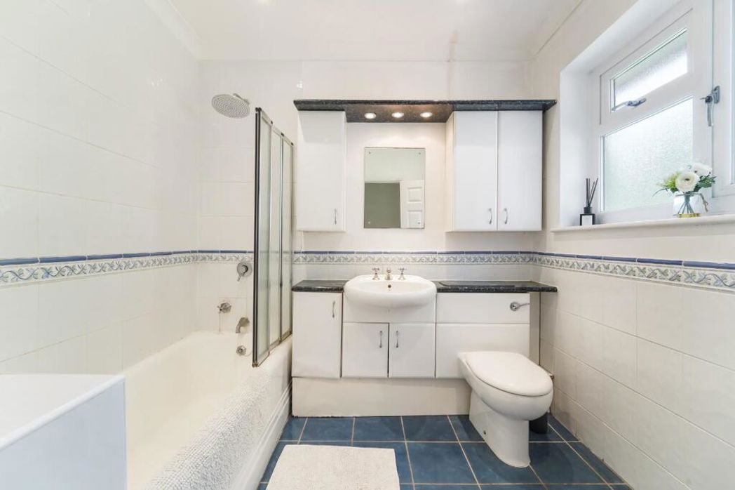 Property image 18 of 20