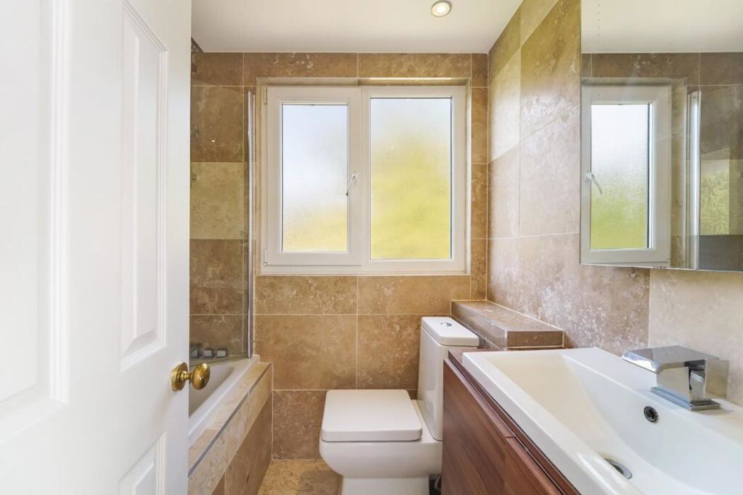 Property image 19 of 20